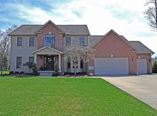 1004 Forest Pointe Ct SE, Warren, OH 44484