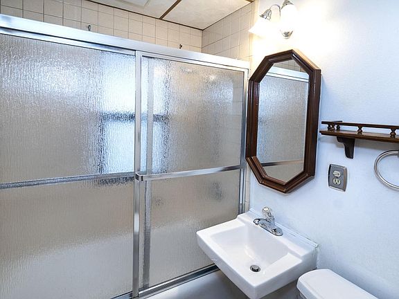 5th image of 160 North 68th STREET