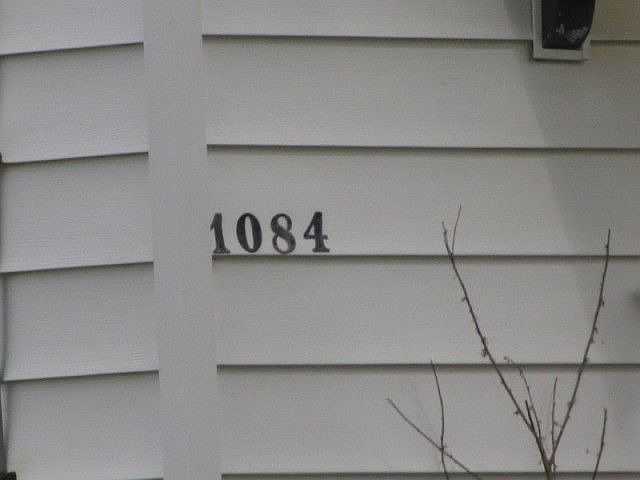2nd image of 1084 W Chicago Rd