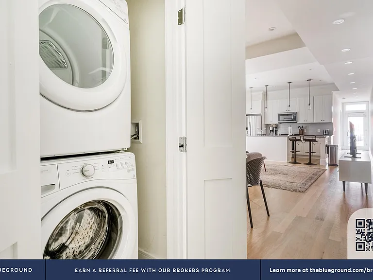 Washer/Dryer in Apartment