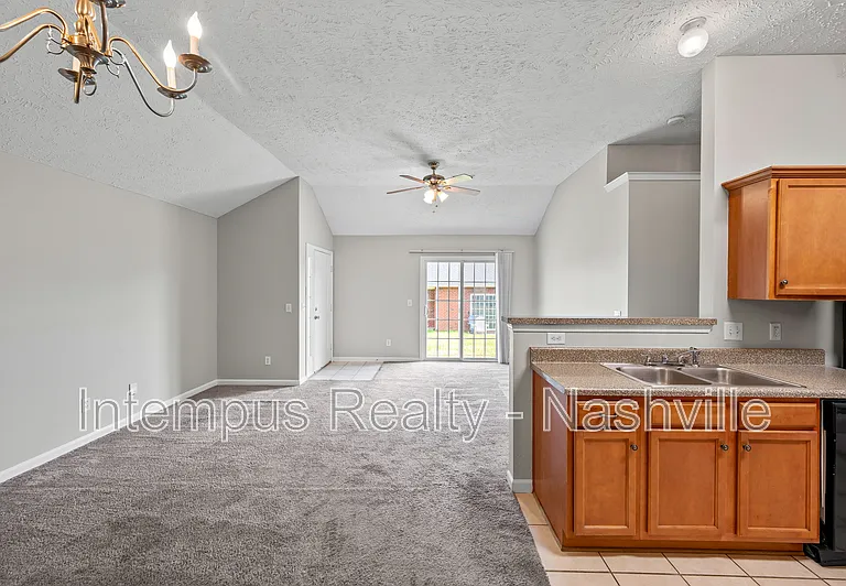 553 Rose Cottage Cir — Photo 6