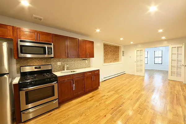 Sold by Rand Realty NY | media 3