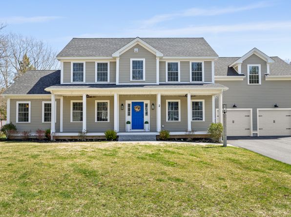 2 Genevieve Ln