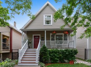 2234 W Wellington Ave, Chicago, IL 60618