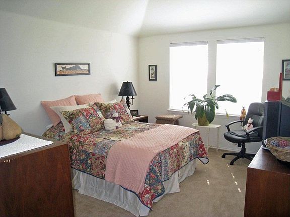 4th image of 10704 Sedalia Dr