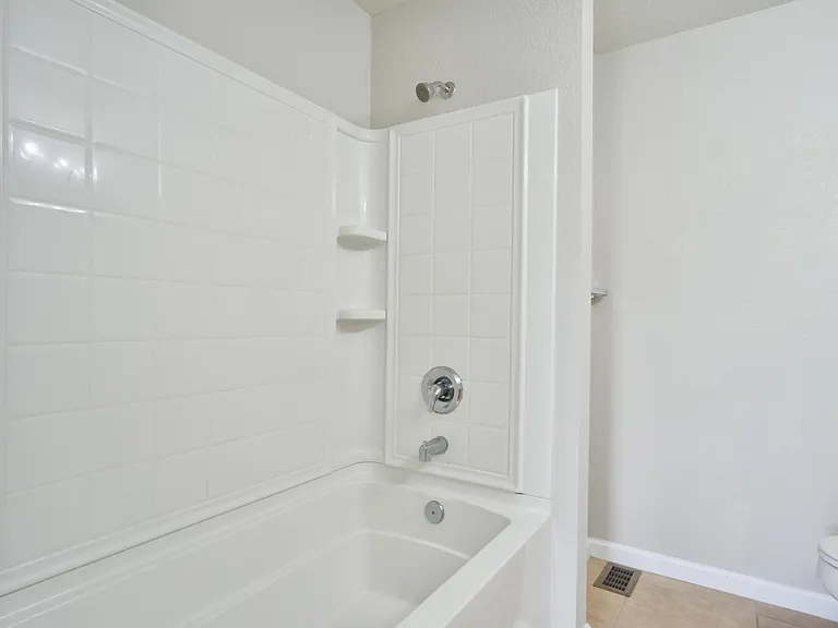 4490 SW 49th Ave — Photo 14