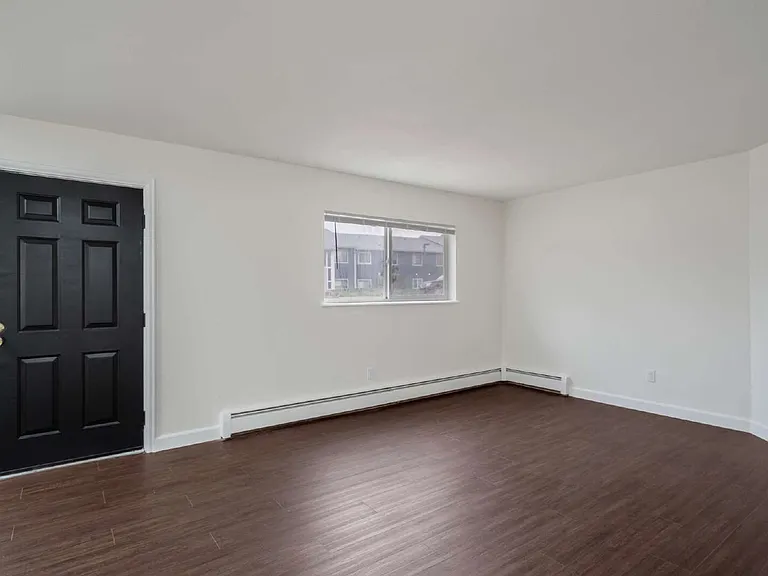 4930 King Arthur Way #C — Photo 4
