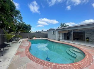 6646 NW 1st Ct, Margate, FL 33063