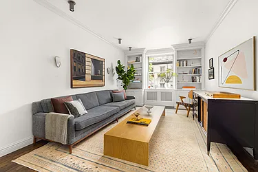 45 West 11th Street, #4C