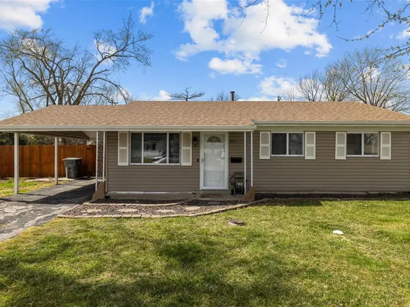 807 Saint Paul Ln, O'Fallon, MO 63366