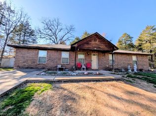 1606 Big Cedar Ln, Cedarville, AR 72932