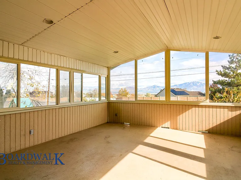 5677 S Esprit Dr — Photo 14