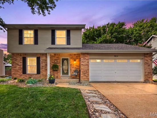 3024 Armona Dr, Saint Louis, MO 63129