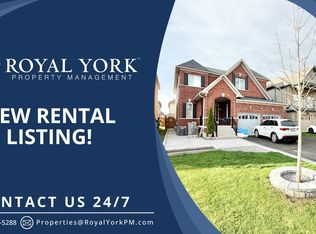 92 Bruce Cameron Dr #2, Clarington, ON L1C0W1