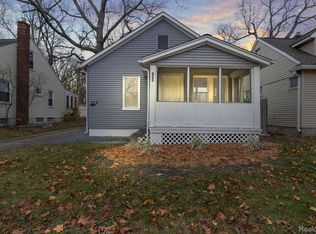 154 Stratford Rd, Ferndale, MI 48220