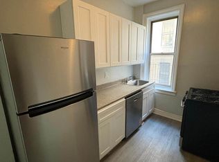 1090 Eastern Pkwy APT A3, Brooklyn, NY 11213