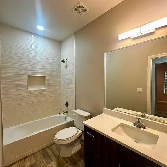 2314 N 37th Ln #2 — Photo 16