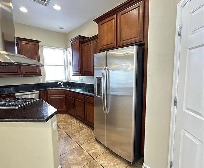 9204 Tudor Park Pl — Photo 10