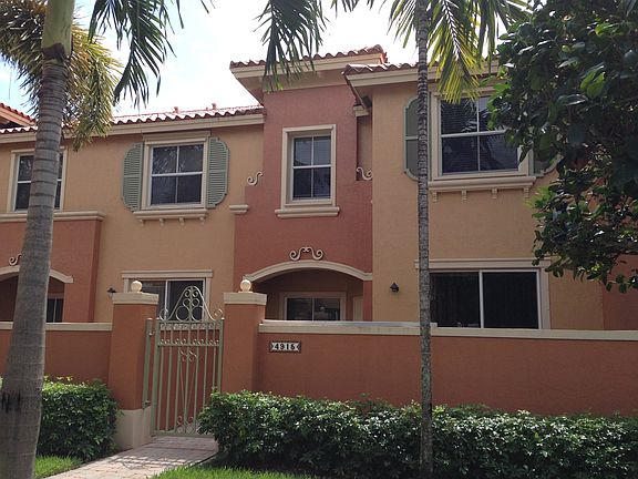2nd image of 4915 Spinnaker Dr