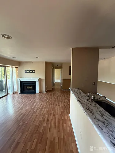 1006 Aspen Dr Photo 1