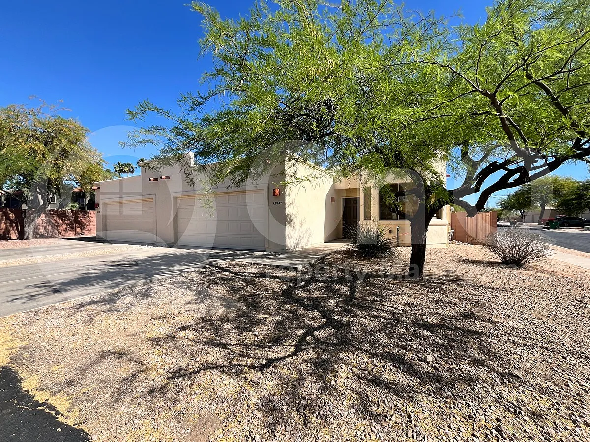 3 bed, 2.0 bath, 1470 sqft, $1,925 — Photo 4