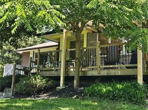 569 Crane Ct, Burlington, ON L7P 4Y8