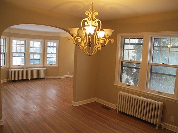 4th image of 5608 11th Ave S