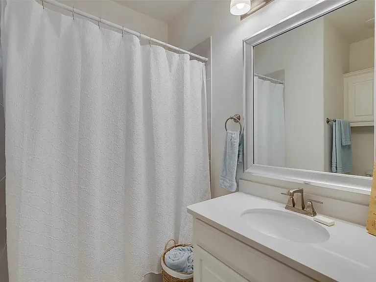 543 Logans Lndg — Photo 24