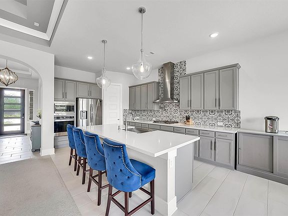 4th image of 33519 Green Prairie Drive