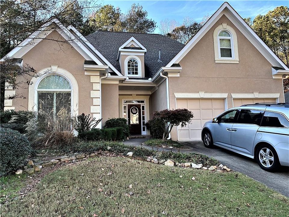 1st image of 2613 Peterboro Row