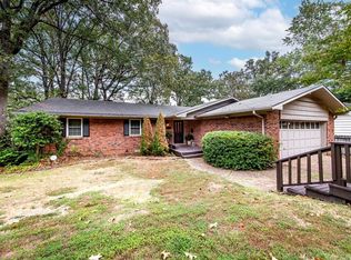 18 Lantern Hill Rd, Little Rock, AR 72227