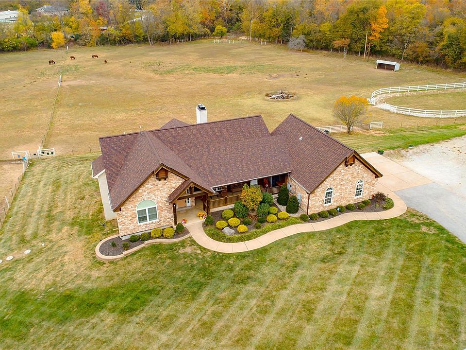 4863 Fox Creek Rd, Pacific, MO 63069 Zillow