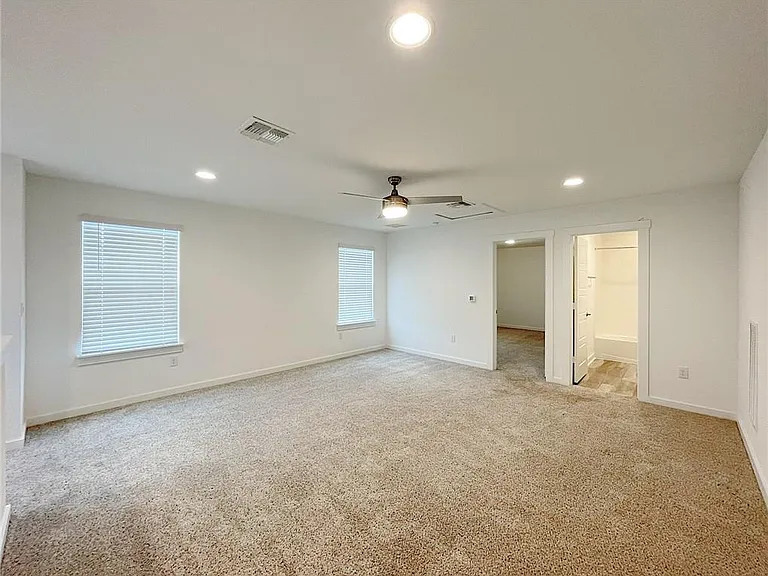 2316 Clemence Ln — Photo 22