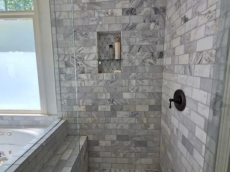 1210 Beacon Hill Xing — Photo 38