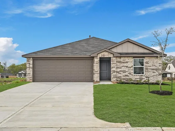 12011 Curlin Dr, Willis, TX 77318