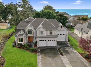 1101 Byrtus Pl, Brookings, OR 97415