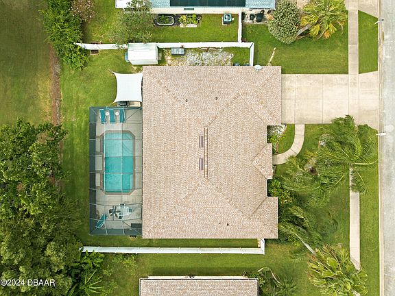 3rd image of 5485 Saint Regis Way