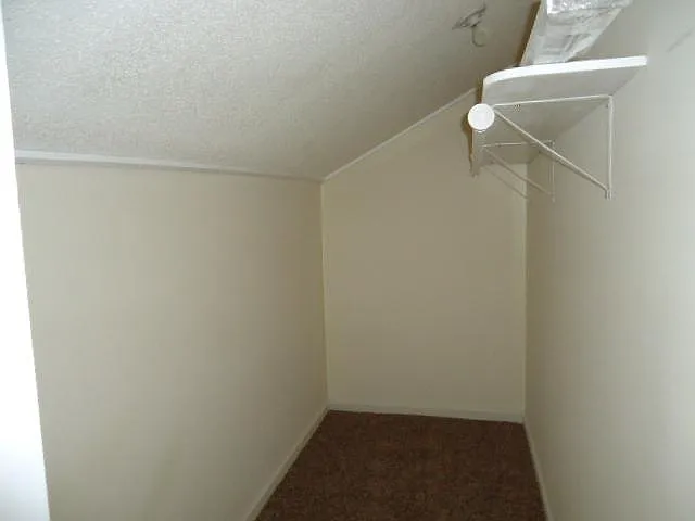 120 Hurt St — Photo 34