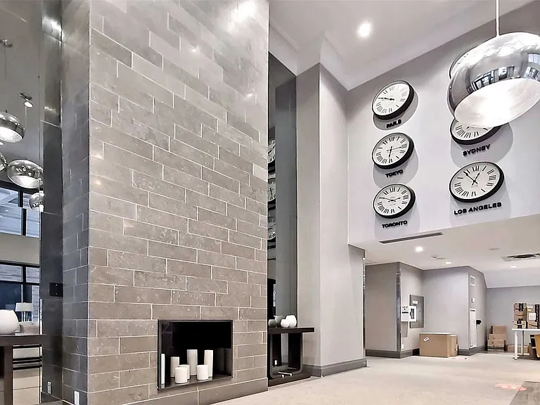 35 Hayden St #604 — Photo 5