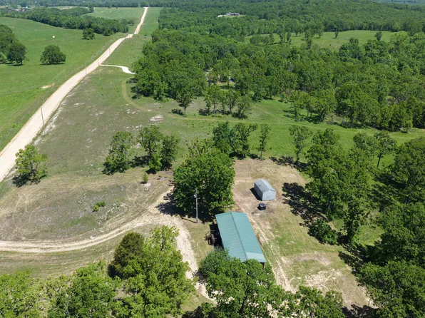 37088 Bethel Ave, Edwards, MO 65326
