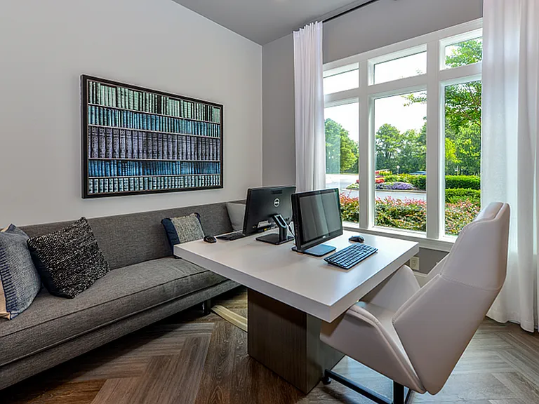 Avana North Point — Photo 17