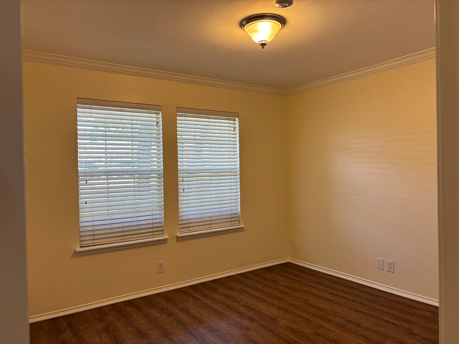 3 bed, 1724 sqft, $2,325 — Photo 4