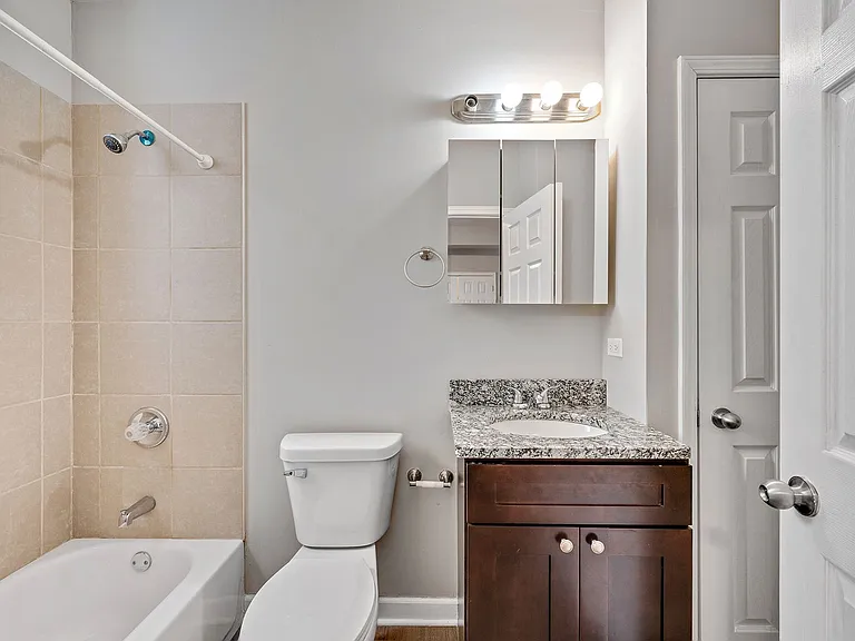 4145 S Michigan Ave #2 — Photo 8