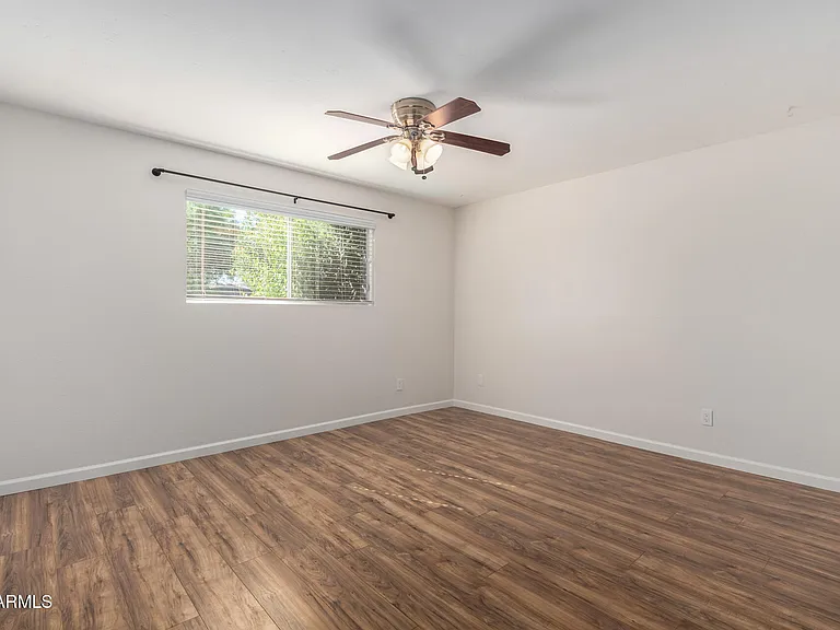 2311 W Del Oro Cir — Photo 18