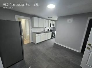 982 Pembroke St #2L, Bridgeport, CT 06608