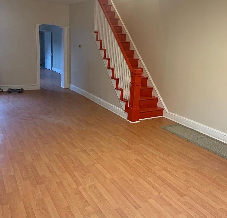 1st image of 1825 E Hazzard St