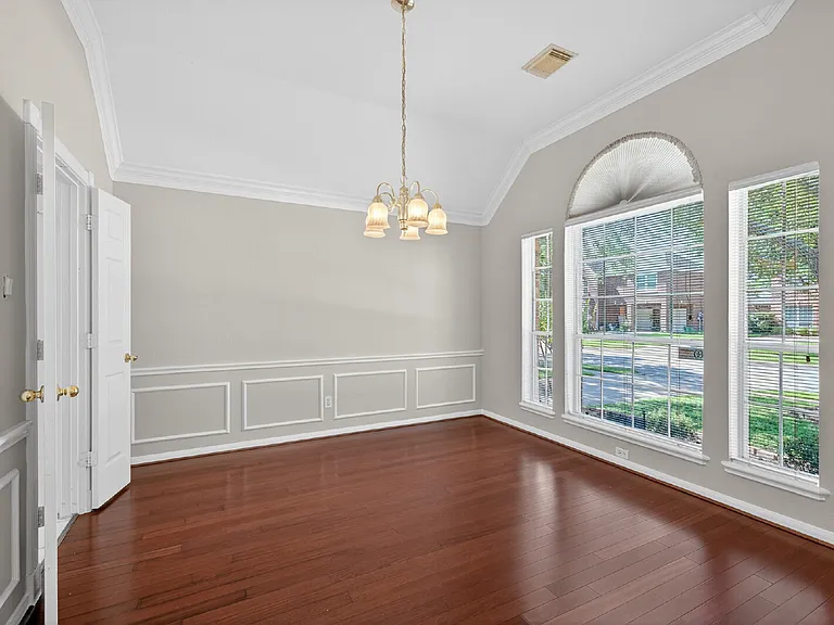 3918 Abbeywood Dr — Photo 5