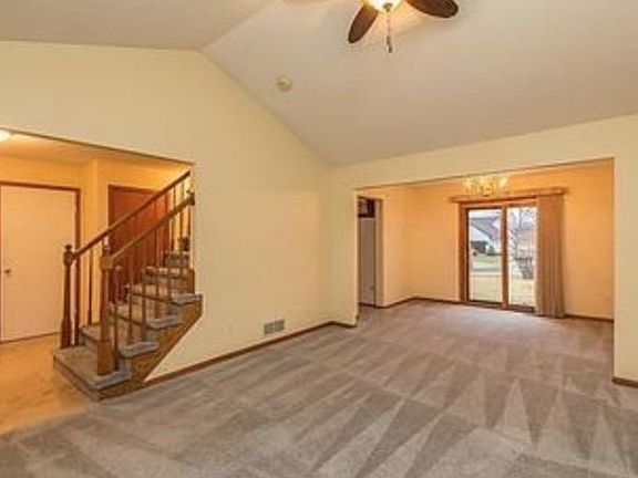 3rd image of 2510 Scenic Valley Dr