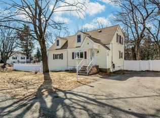 22 Hatch St, Haverhill, MA 01832