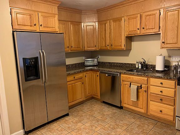 4th image of 11 Steeple Chase Cir Unit 11